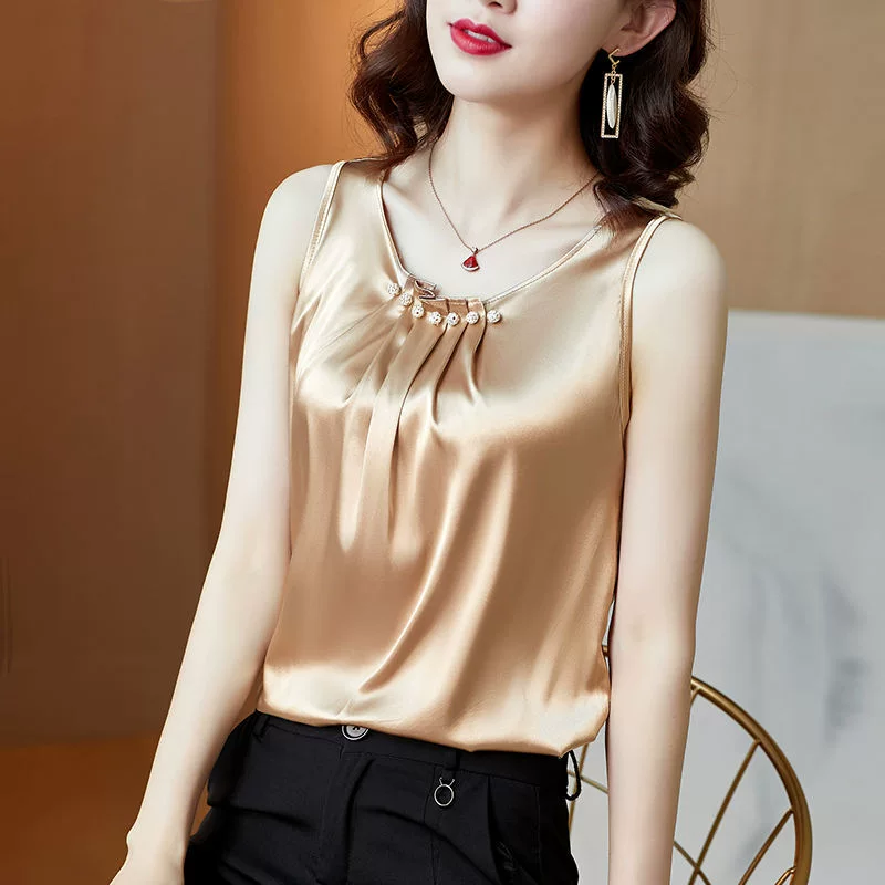 2026 new style women's camisole tank top for layering with a blazer, summer fashion versatile