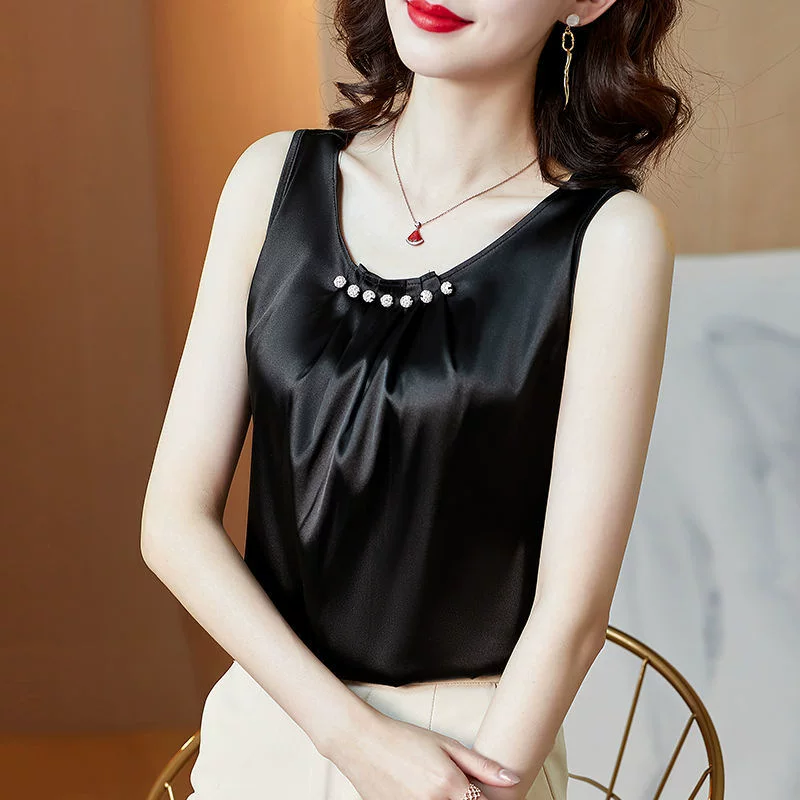 2026 new style women's camisole tank top for layering with a blazer, summer fashion versatile